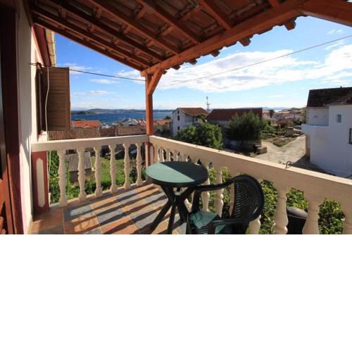 Apartments with a parking space Tkon (Pasman) - 8411