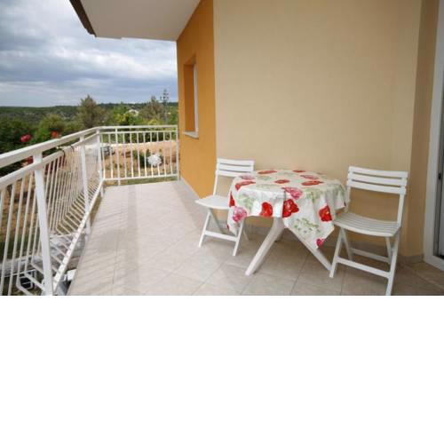 Apartments with a parking space Trget (Rasa) - 7687
