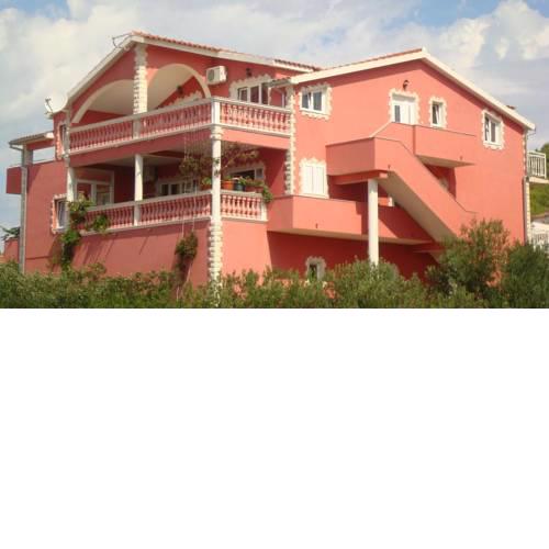 Apartments with a parking space Tribunj (Vodice) - 13137