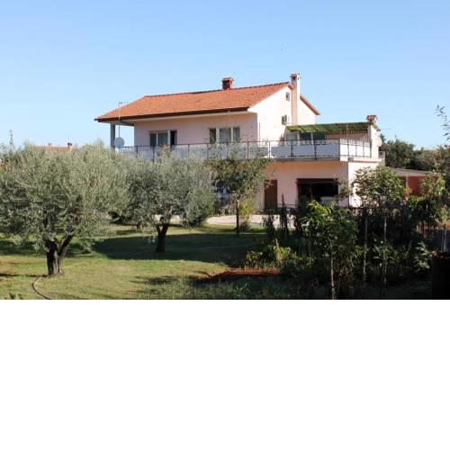 Apartments with a parking space Valbandon (Fazana) - 7215