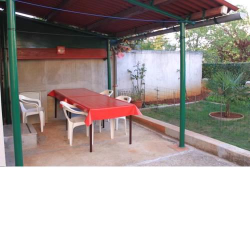 Apartments with a parking space Valbandon (Fazana) - 7259