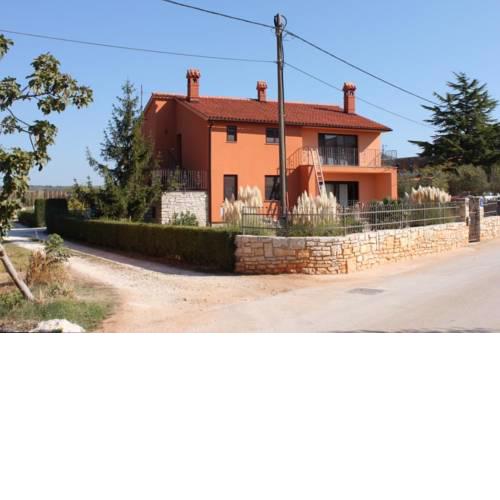 Apartments with a parking space Valbandon (Fazana) - 7290