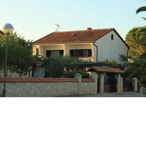 Apartments with a parking space Valbandon (Fazana) - 7307