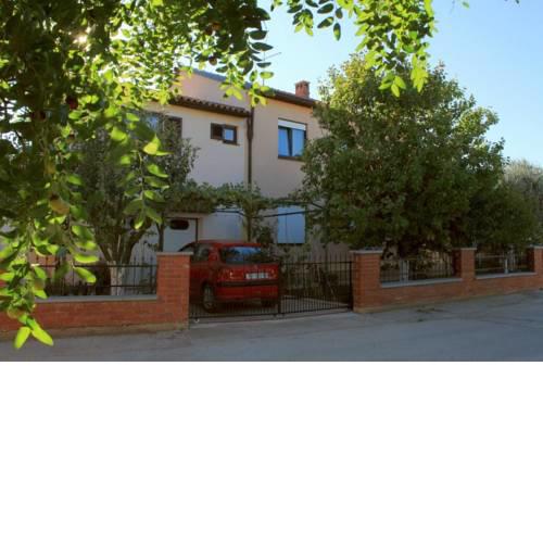 Apartments with a parking space Valbandon (Fazana) - 7365
