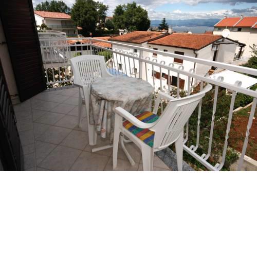 Apartments with a parking space Vantacici (Krk) - 427