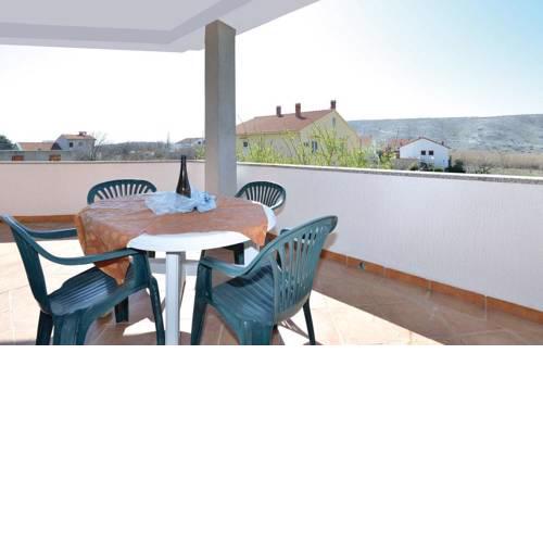 Apartments with a parking space Vlasici (Pag) - 12766