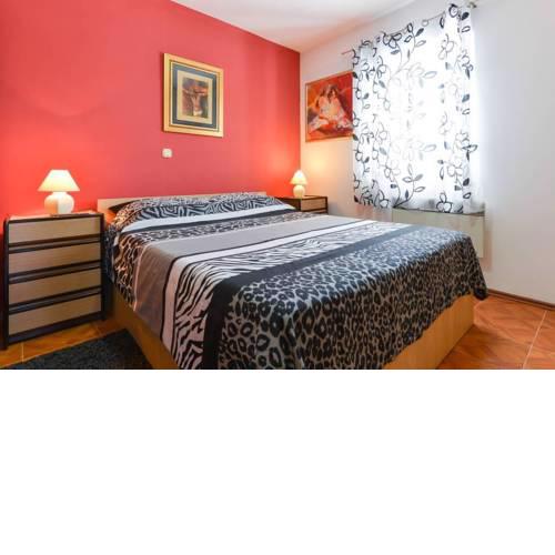 Apartments with a parking space Vrsi - Mulo (Zadar) - 13067