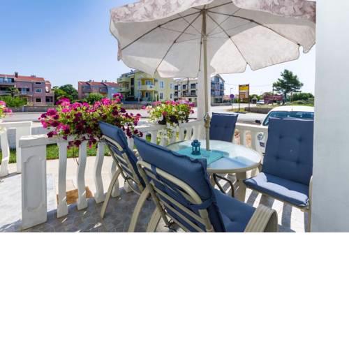 Apartments with a parking space Zaton (Zadar) - 15000
