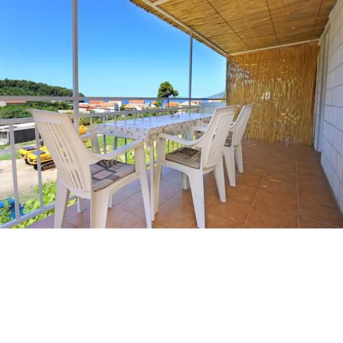Apartments with a parking space Zuljana (Peljesac) - 254