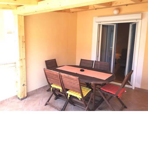 Apartments with a swimming pool Banjol (Rab) - 11382