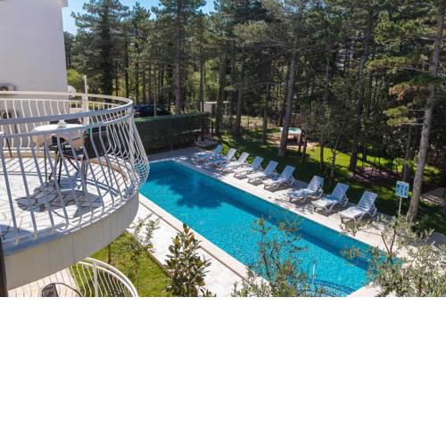 Apartments with a swimming pool Jadranovo (Crikvenica) - 5521
