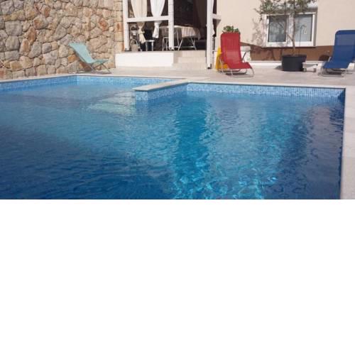 Apartments with a swimming pool Novi Vinodolski - 2419