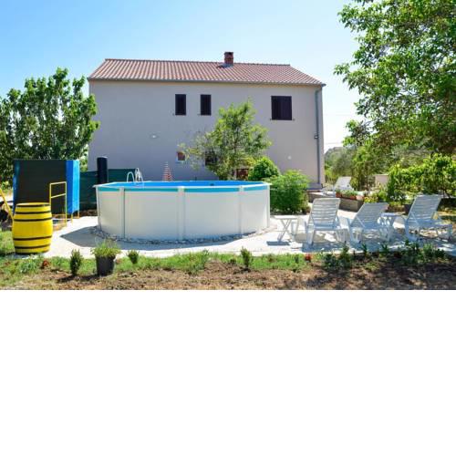 Apartments with a swimming pool Poljica (Zadar) - 13838