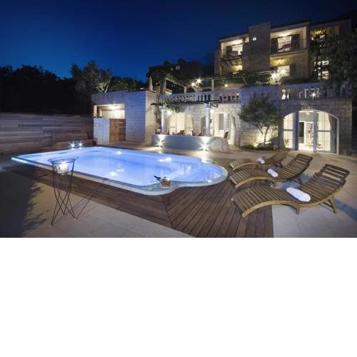 Apartments with a swimming pool Tucepi (Makarska) - 6817