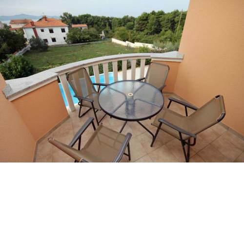 Apartments with a swimming pool Zadar - Diklo (Zadar) - 5774