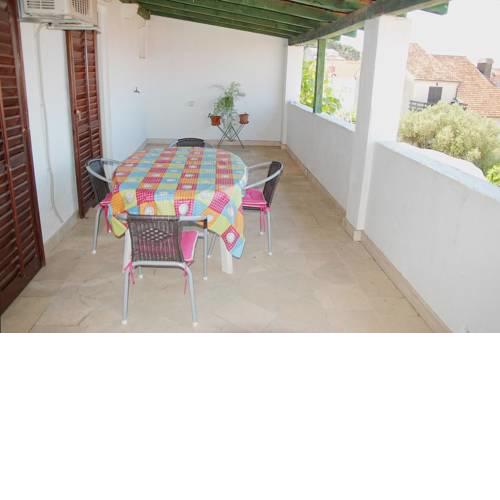 Apartments with WiFi Supetar (Brac) - 5667