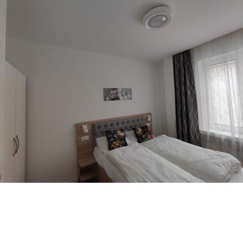 Apartments33Manzo