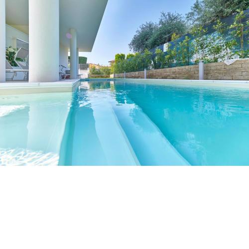 ApartmentsGarda - Le Terrazze Del Garda Residence