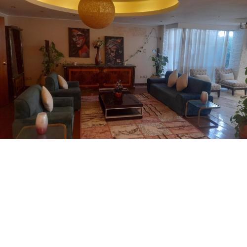 ApartmentWorldview in front of Arkan Mall