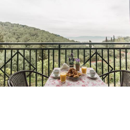 Aperanto Seaview Apartments