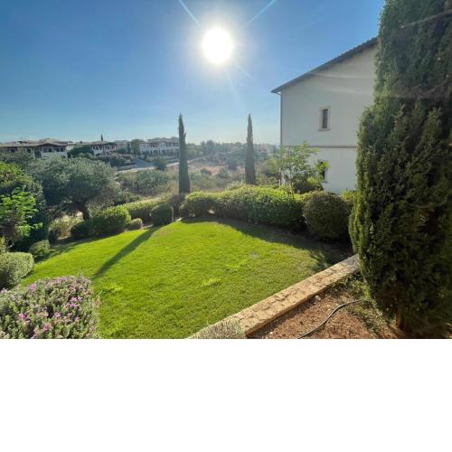 Aphrodite Hills Golf Resort ground floor apartment with private garden