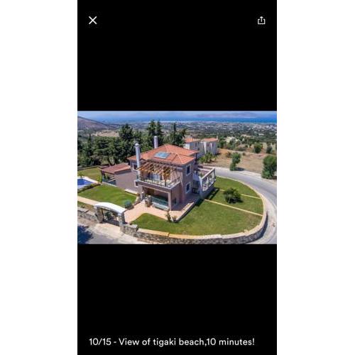 Aphrodite’s villa
