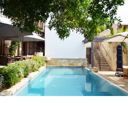 Apokryfo Traditional Guesthouse