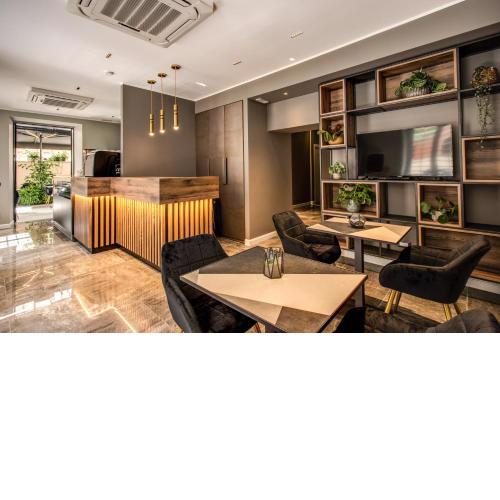 Apollo Boutique Hotel