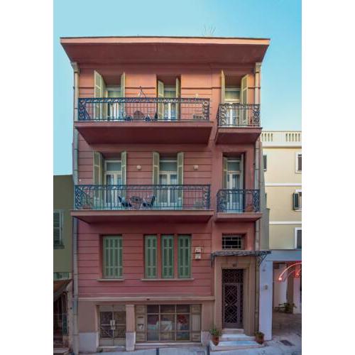 Apollonas Luxurious Apartments