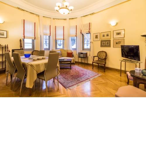 Apollonos Apartment