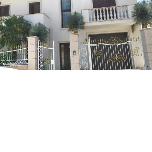 Appartamenti e room a 700 metri