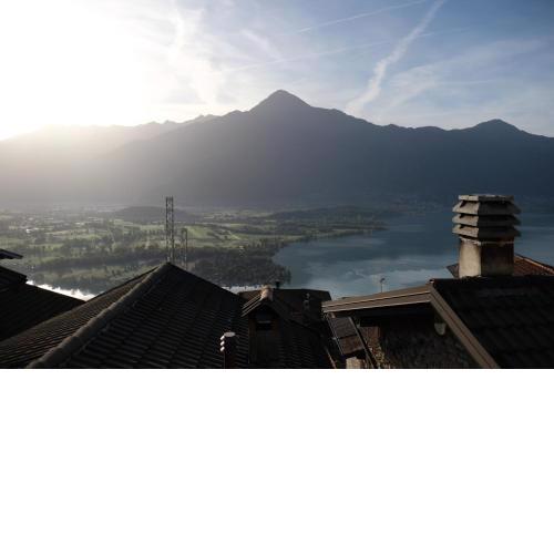 Appartamenti Montemezzo Le Case in Pietra La Torretta