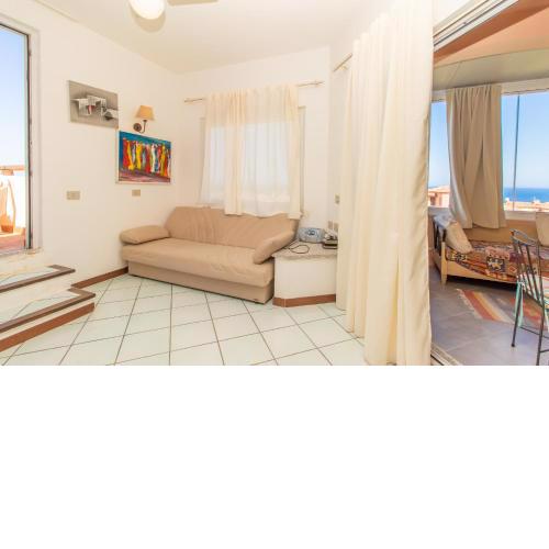 Appartamentino vista mare 2412