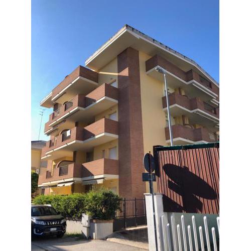 APPARTAMENTO 60m ALBA ADRIATICA 50m dal mare
