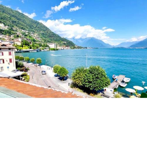 Appartamento centro vista lago