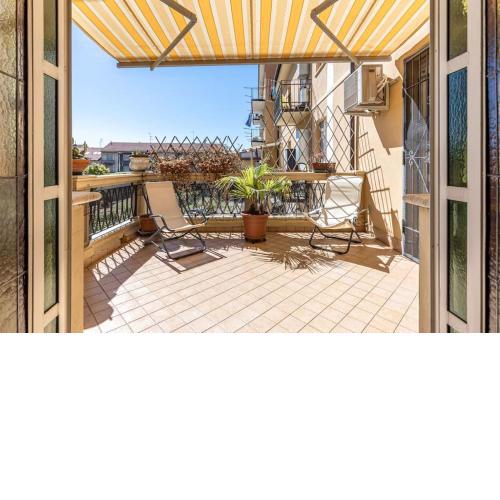 Appartamento con Ampia Terrazza - 10 minuti da Torino