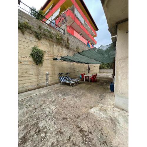 appartamento con cortile