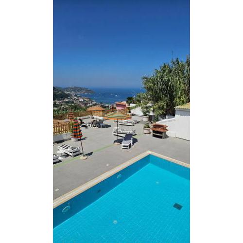 Appartamento e piscina condivisa ISIDE