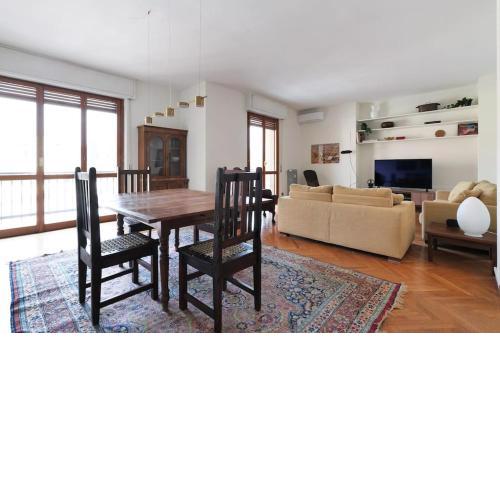 Appartamento elegante e spazioso zona Solari