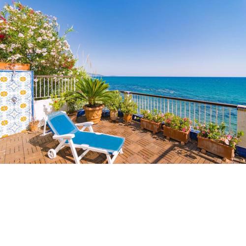 appartamento esclusivo con discesa privata al mare