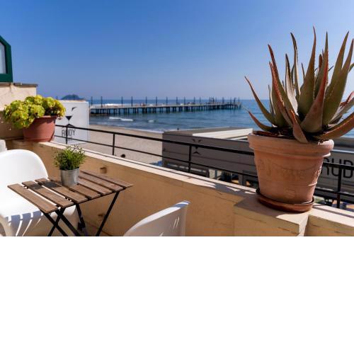 Appartamento fronte mare con terrazzo zio