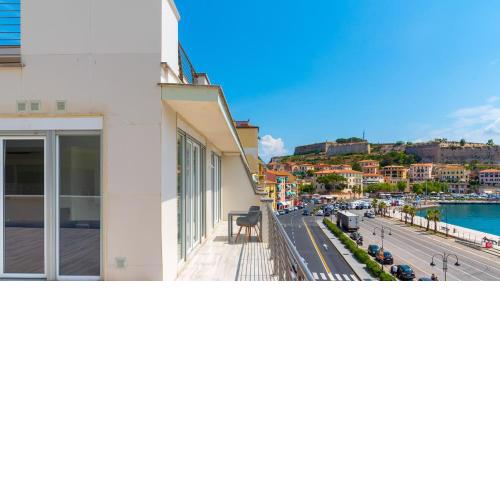 Appartamento Fronte Mare Trilocale