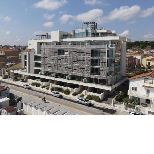 Appartamento Luxury Fronte Mare con Ombrellone