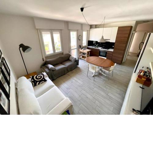 Appartamento moderno sul mare
