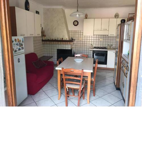 Appartamento nel centro del borgo vista Valli Cupe