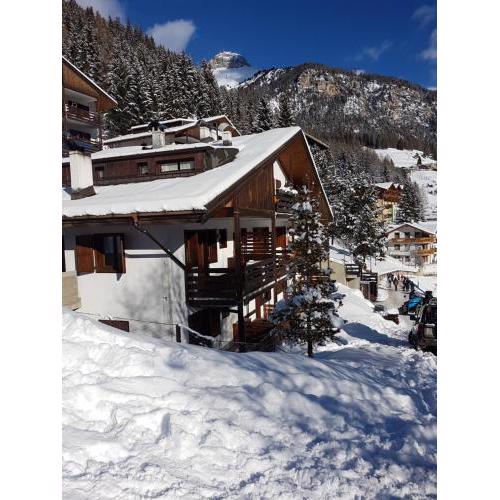 Appartamento panoramico Campitello di Fassa