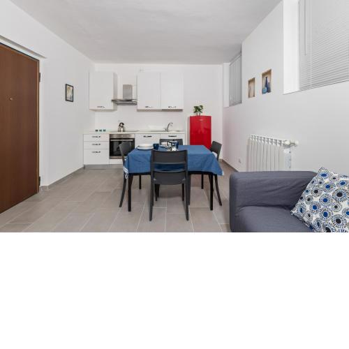 Appartamento Staurenghi Blu - Affitti Brevi Italia