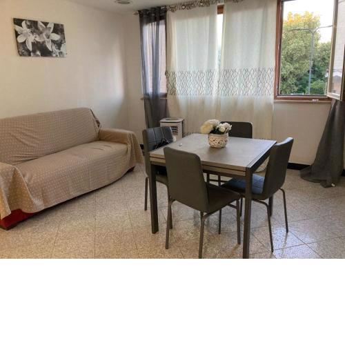 Appartamento sulla piazza 90 m dal mare