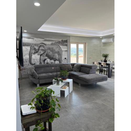 Appartamento vicino al mare con grande terrazza