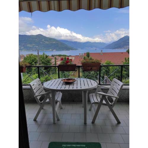 Appartamento vista lago